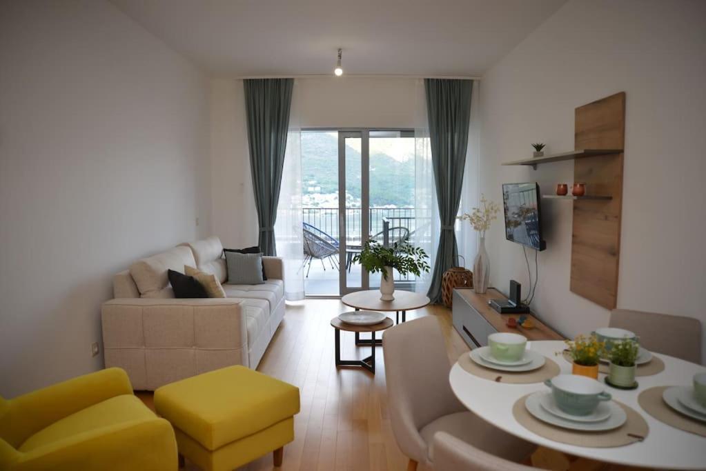 Apartmán Design Flat With Impressive Boka Bay View Kotor Exteriér fotografie